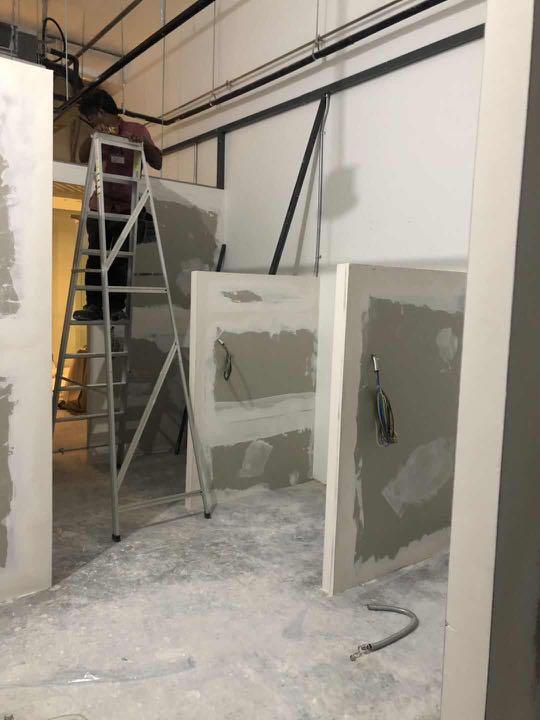 Specialise In Office Partition False Ceiling Painting