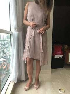 Etoile D'Elfas Kimberly-Round Neck Double Layered Dress - warna khaki