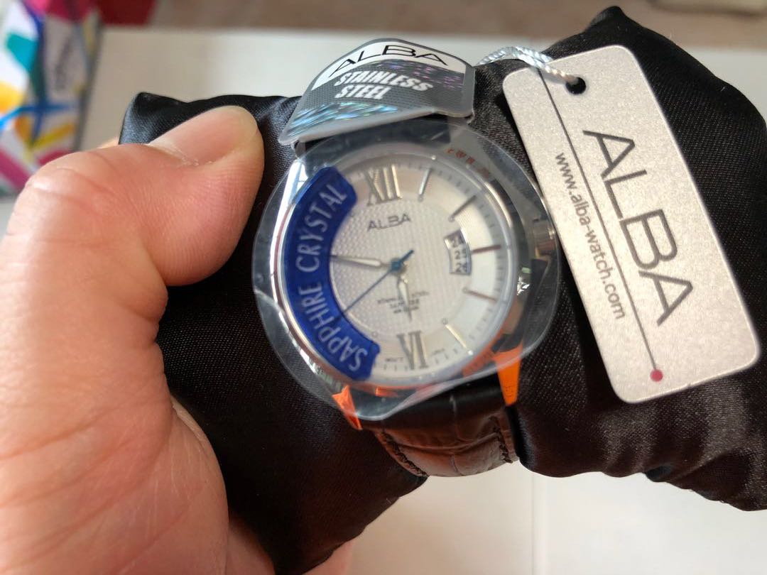 alba female watches