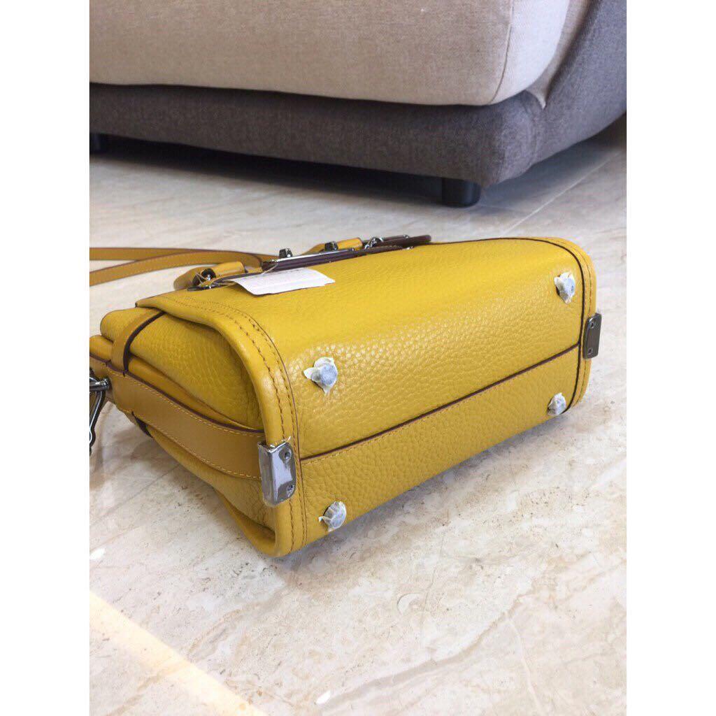 Coach swagger yellow online
