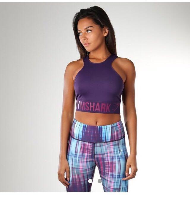Gymshark serene outlet sports crop top