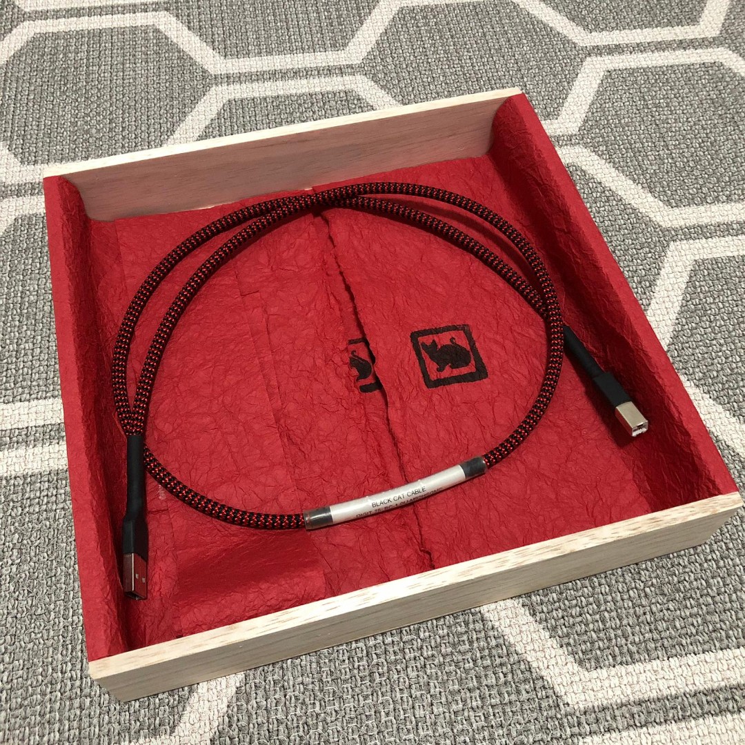 Black Cat Cable Digit Usb 1m Mobile Phones Gadgets Mobile Gadget Accessories Chargers Cables On Carousell