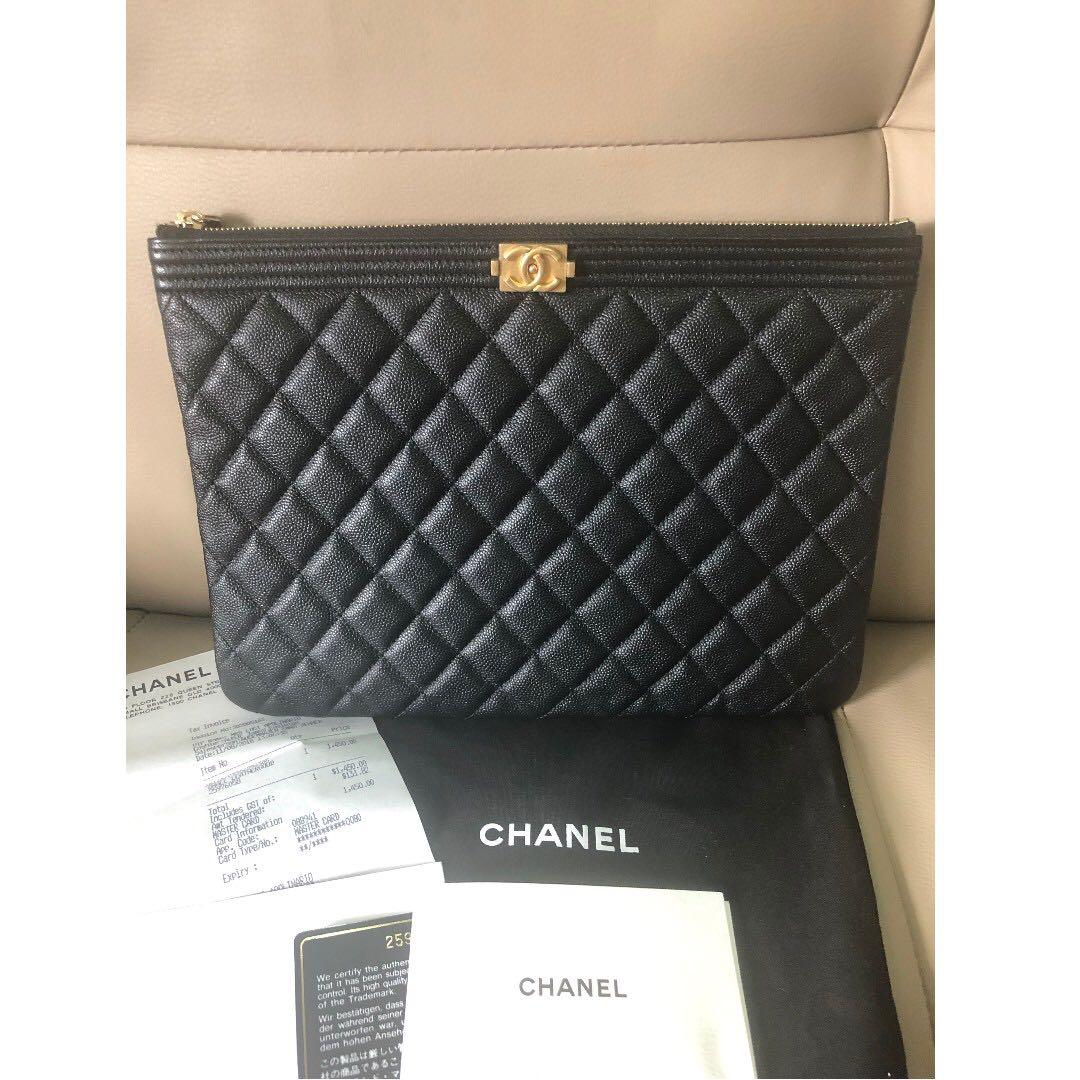 boy chanel pouch