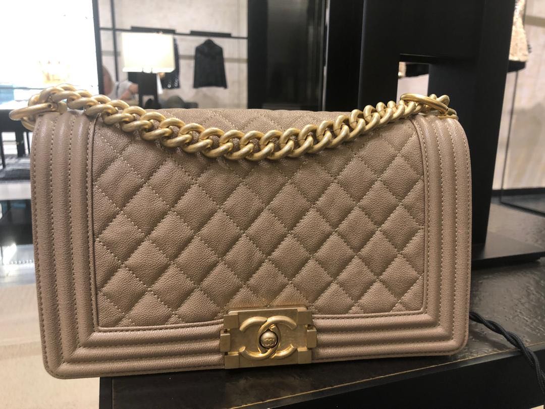 chanel boy beige