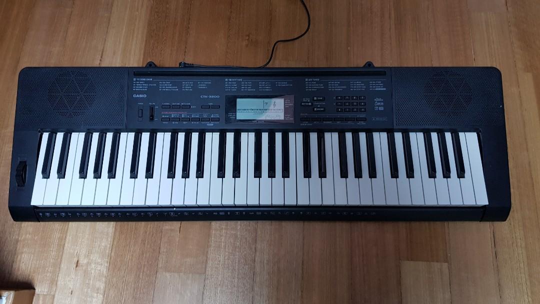 Casio Keyboard 61 keys, Hobbies & Toys, Music & Media, Musical