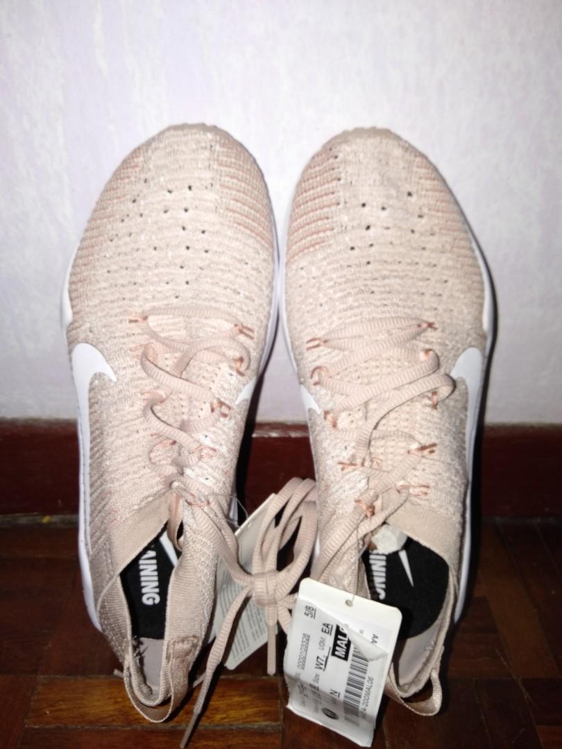 nike air zoom fearless fk 2