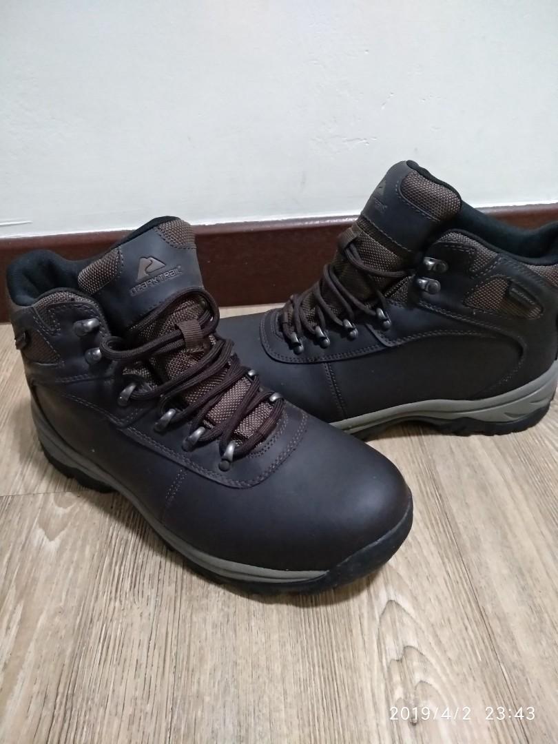 Ozark trail deals waterproof boots