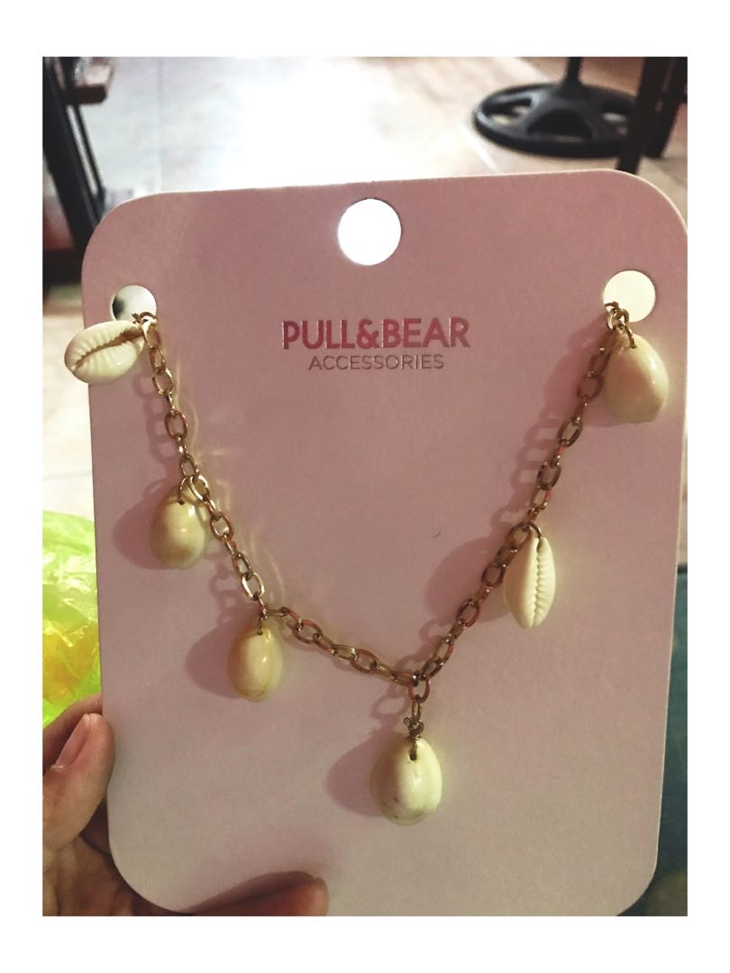 Pull and bear shell new arrivals necklace