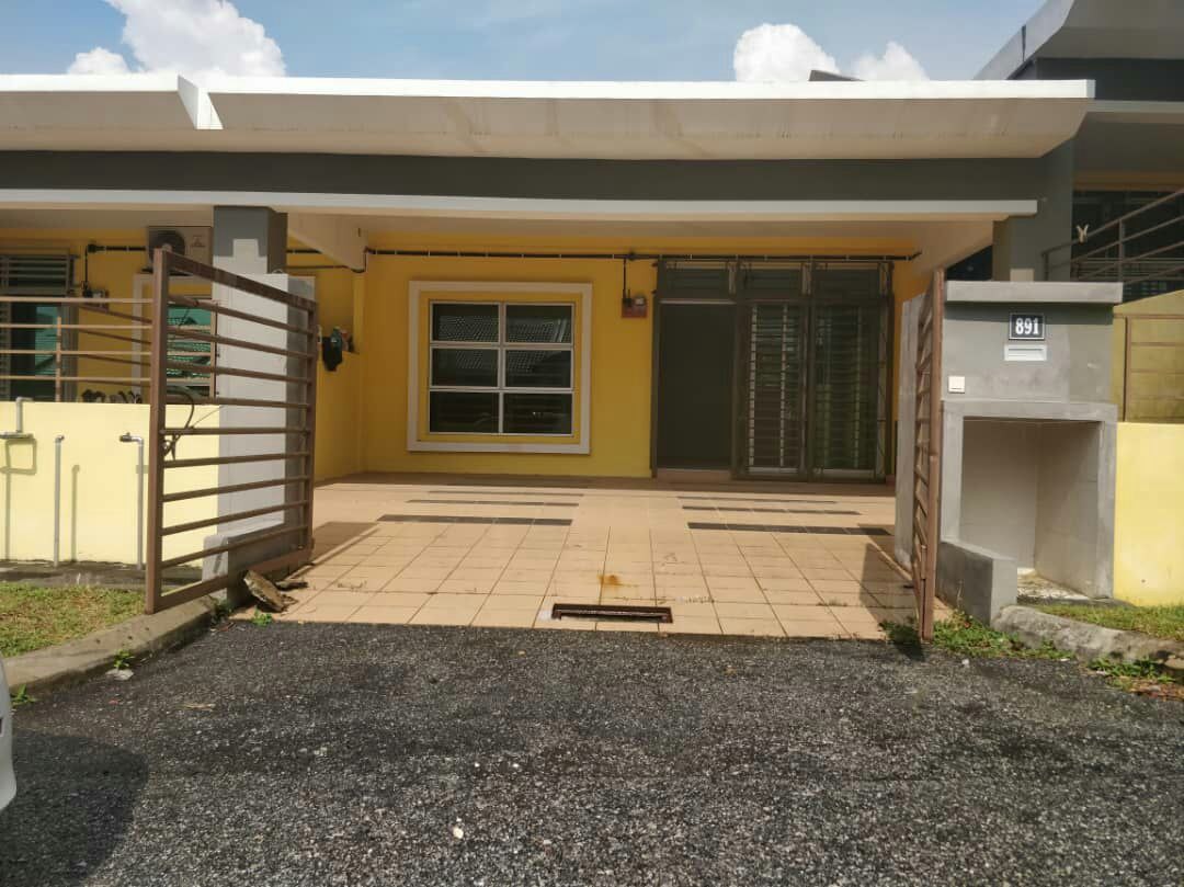 Single Storey Terrace Taman Nusa Intan Senawang