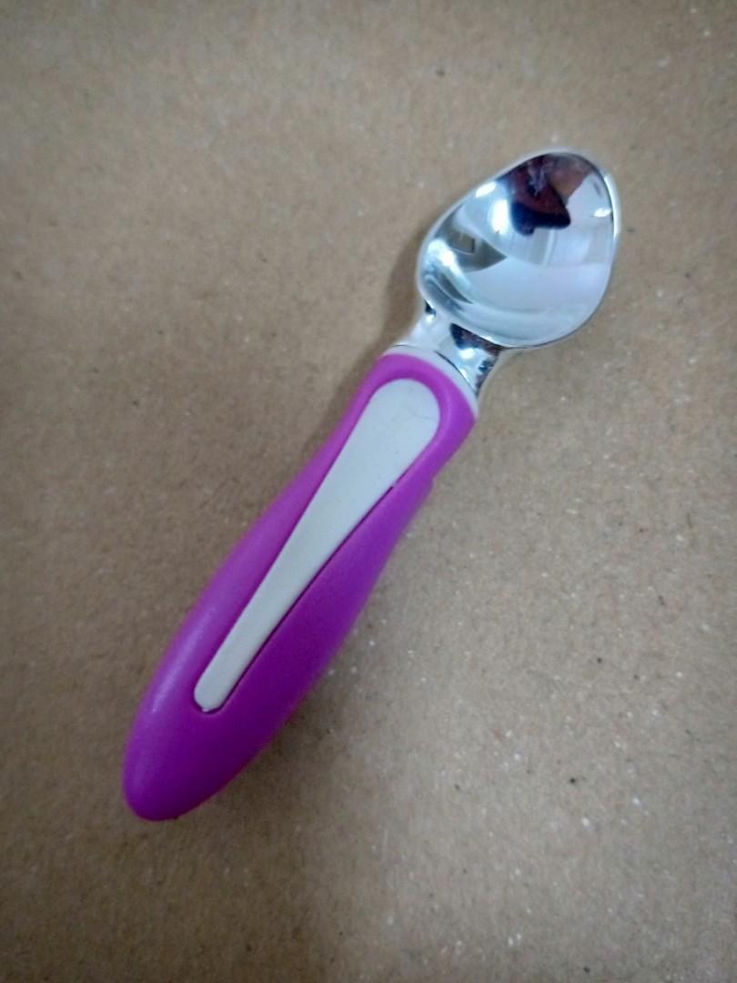 Tupperware Magnet Ice Cream Scoop, Everything Else, Others on Carousell