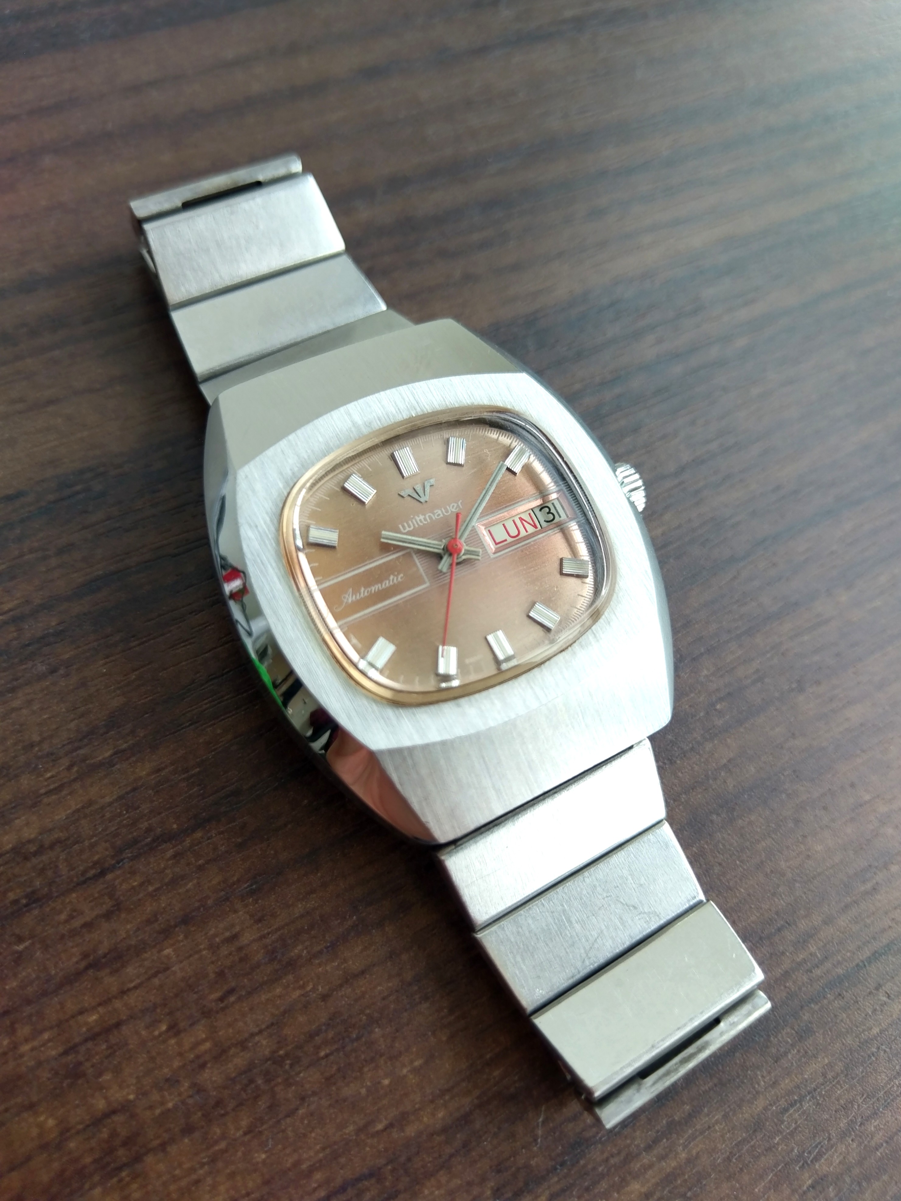 wittnauer automatic