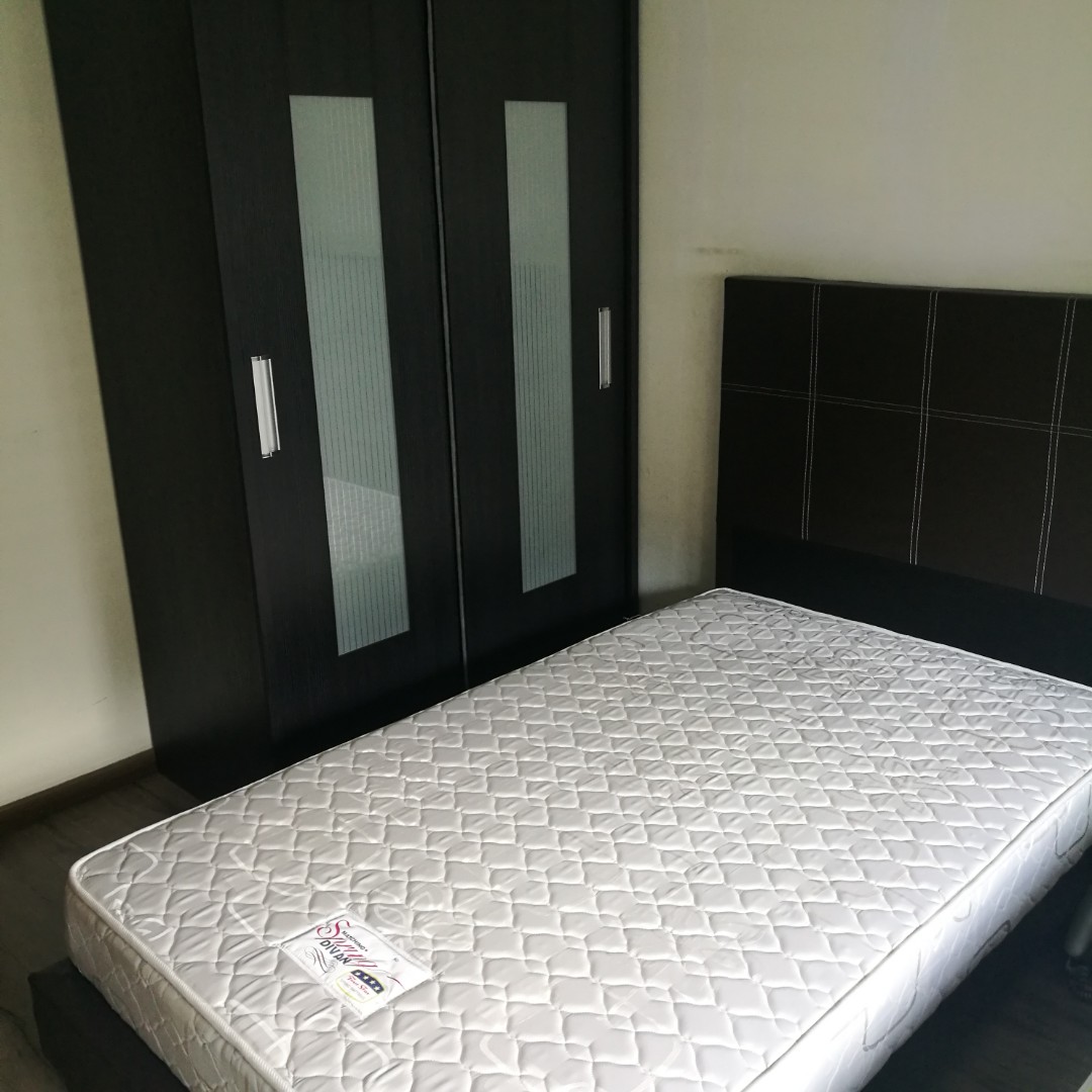 (Category: ) located in . Submitted by joyce021 (Listing ID 222419928, Image 1). Description: .