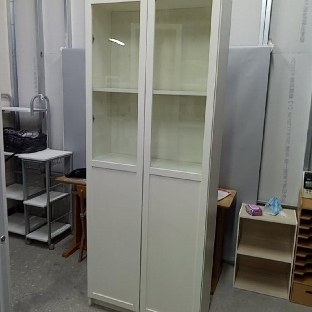限自取ikea Billy 白玻璃門簡易書架置物架簡約現代儲物櫃帶玻璃門木櫃子 日式二手店大和堂 居家生活 居家收納在旋轉拍賣