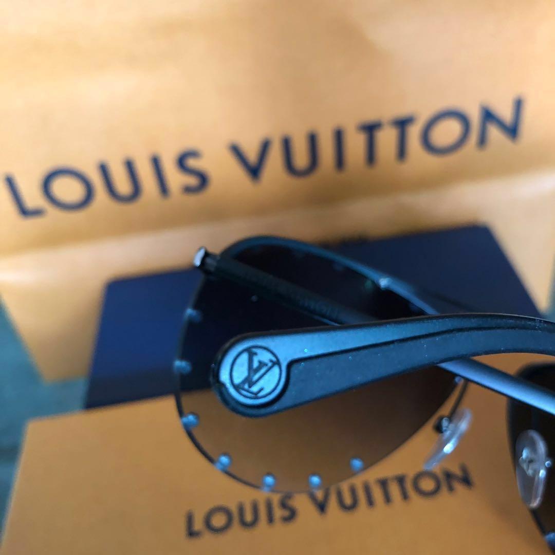 Louis Vuitton Silver Party Square Glasses ○ Labellov ○ Buy and Sell  Authentic Luxury