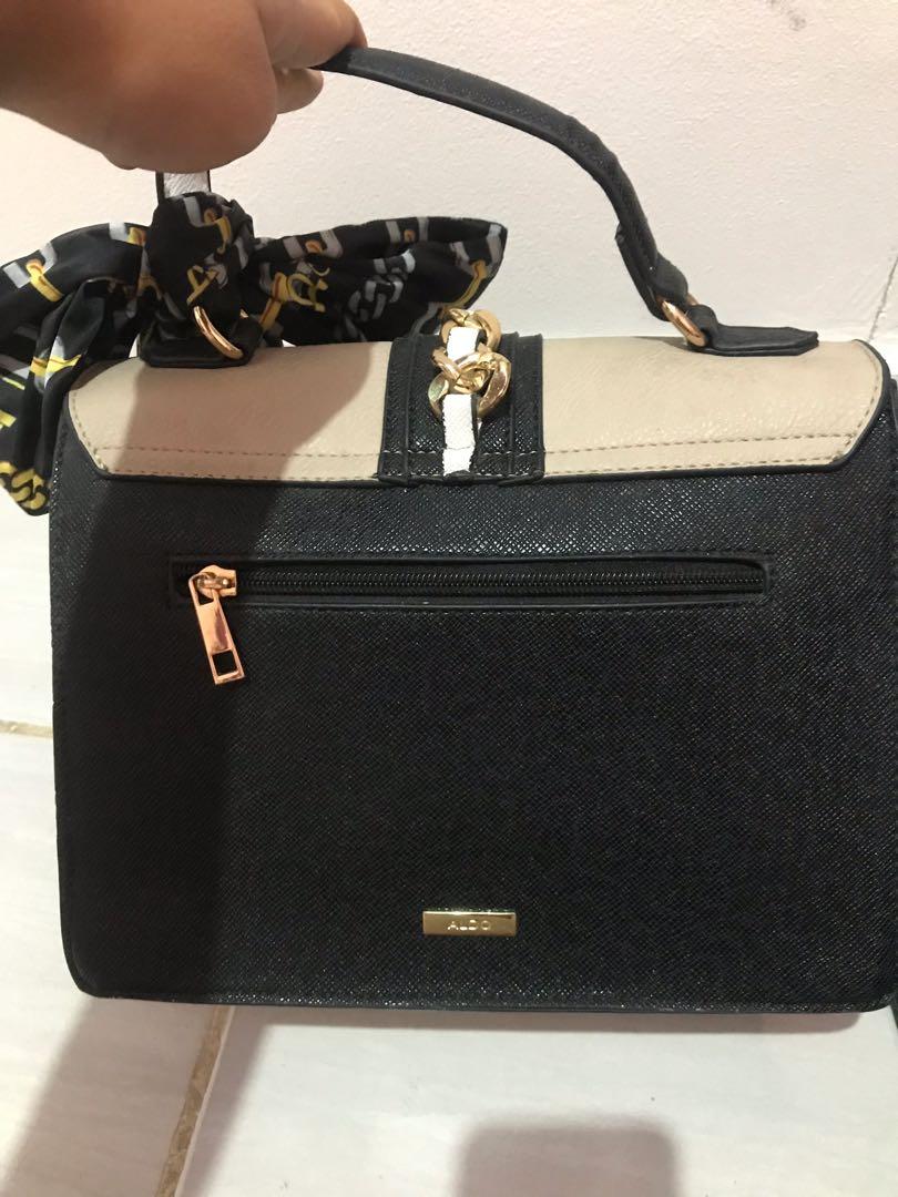 Aldo glendaa top handle bag, Barang Mewah, Tas & Dompet di Carousell
