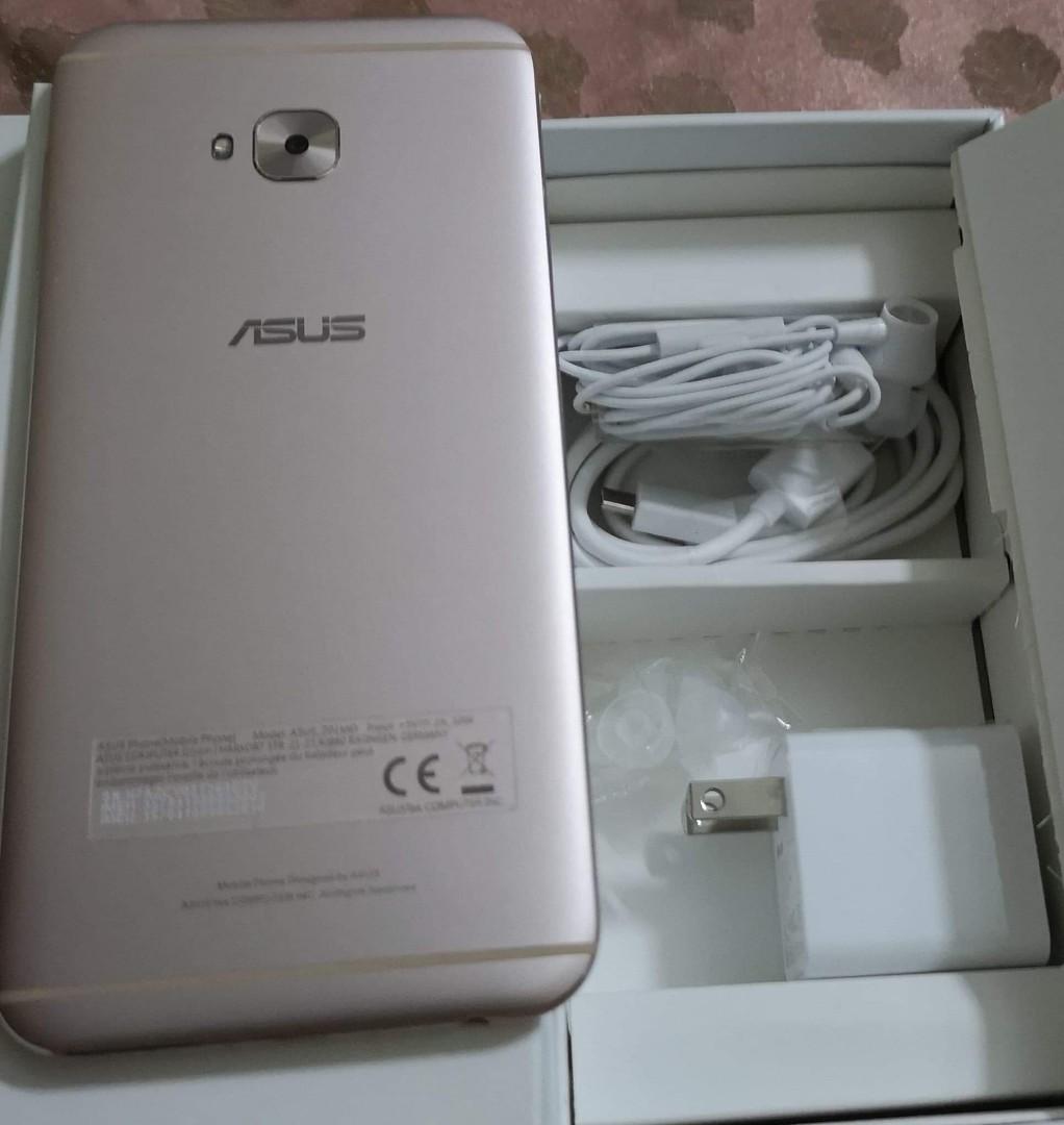 Asus Zenfone 4 Selfie Pro (Category: Android Others) located in Caloocan City. Submitted by anglla21 (Listing ID 222493378, Image 2). Description: Brandnew and complete package Specs: 5.5 inches Corning Gorilla Glass 5 Octacore, Adreno 506 4gb ram 64gb internal storage Front cam: dual cam 12mp+8mp Rear cam: 16mp Non-removable Li-Ion 3000 mAh battery Fast battery charging 18W With fingerprint scanner Mall price: lazada 17,495pesos.