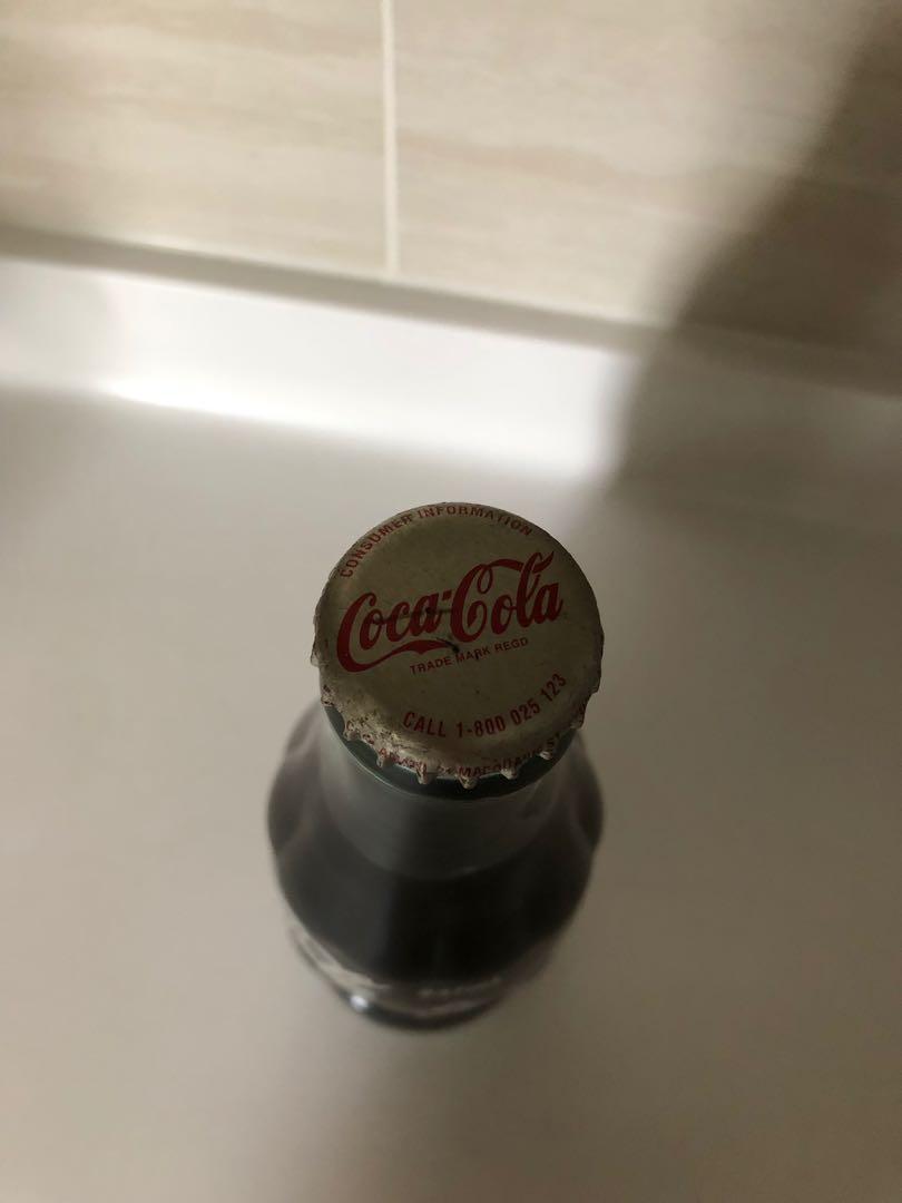 Coca Cola (Category: Vintage Collectibles) located in Singapore. Submitted by buddyjan (Listing ID 222467410, Image 4). Description: .
