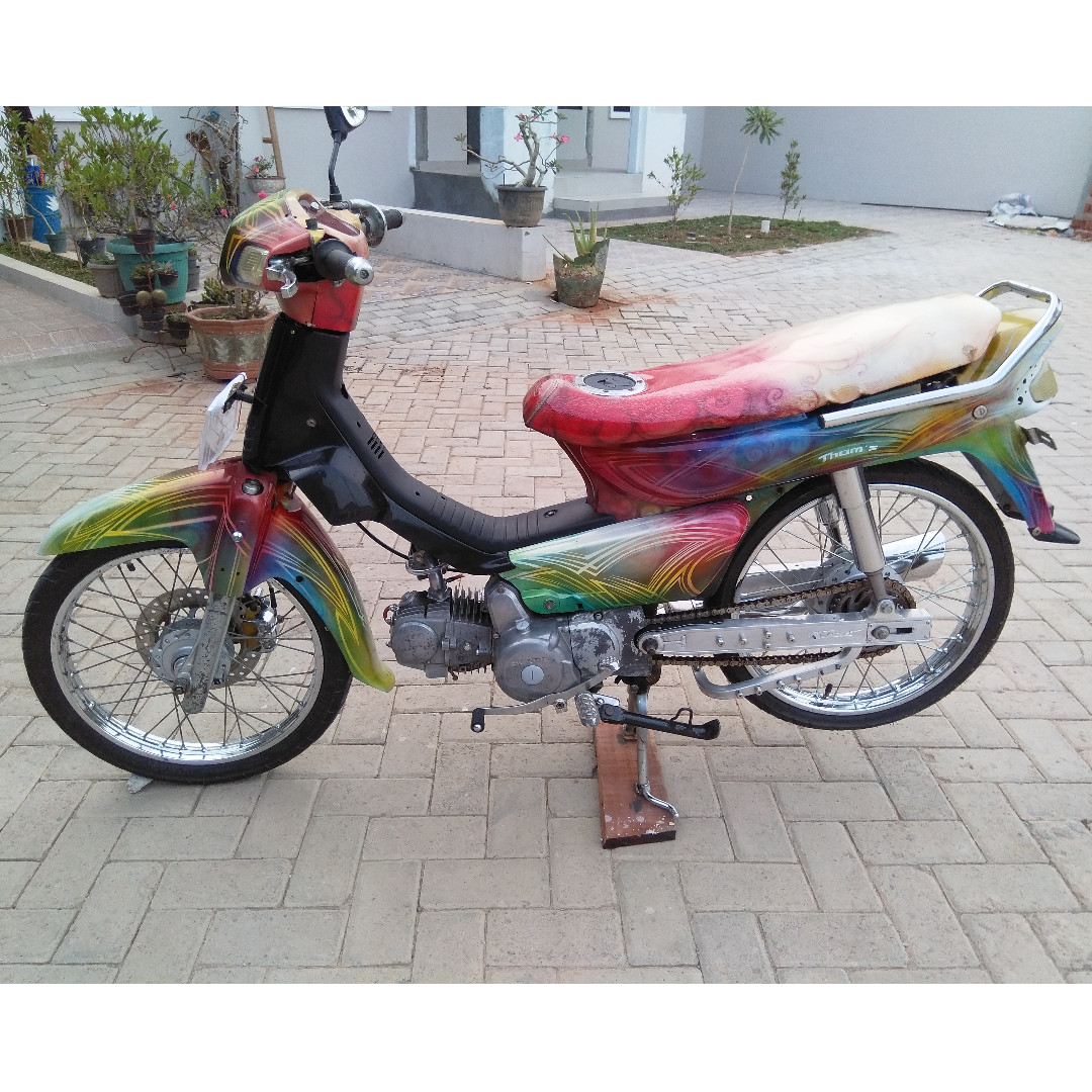 Honda Astrea Legenda