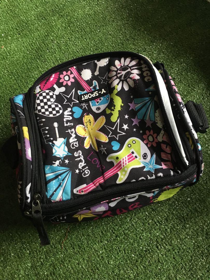 Lunch box Bag, Babies & Kids, Going Out, Carriers & Slings on Carousell