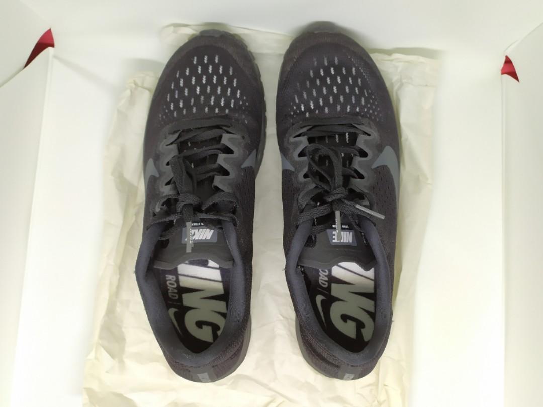 Nike Zoom Streak 6 Running Shoe Triple Black Size US 8.5 UK 7.5