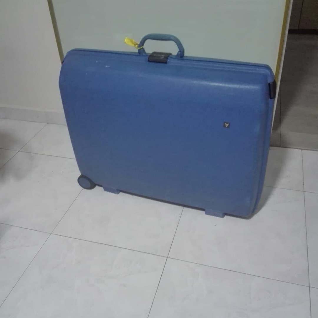 two wheel luggage