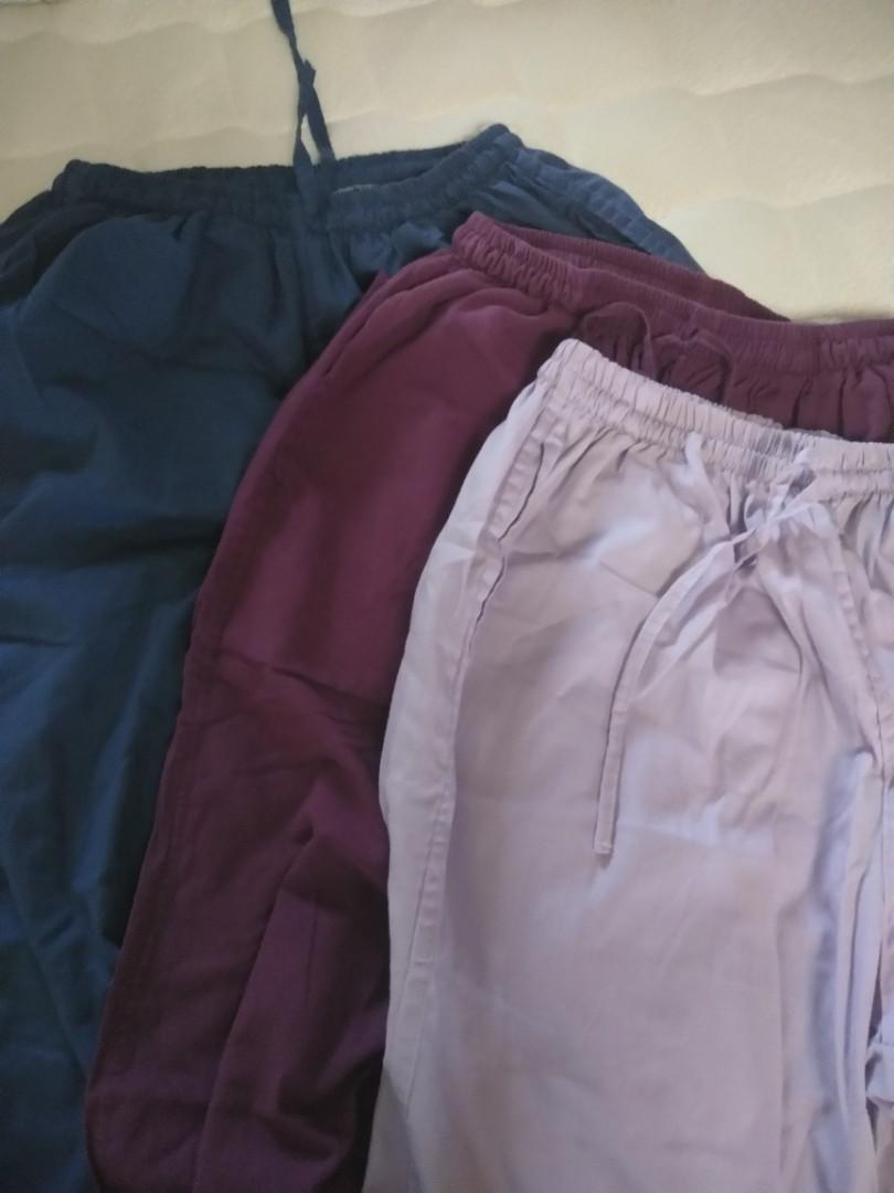 Scrub pants (plus size: 2XL) (Category: Other Bottoms) located in Mexico. Submitted by thrift_plus (Listing ID 222475649, Image 1). Description: P120 each. Three for P300. Plus shipping fee Surgical/ OR/ Scrub pants. Cotton. Could fit up to 36in waistline Unisex..