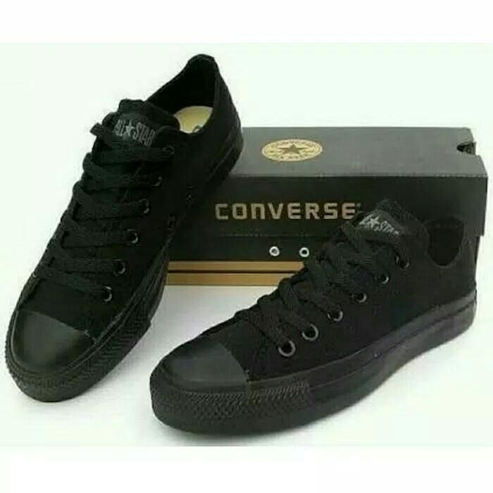 Sepatu converse all star low full black 