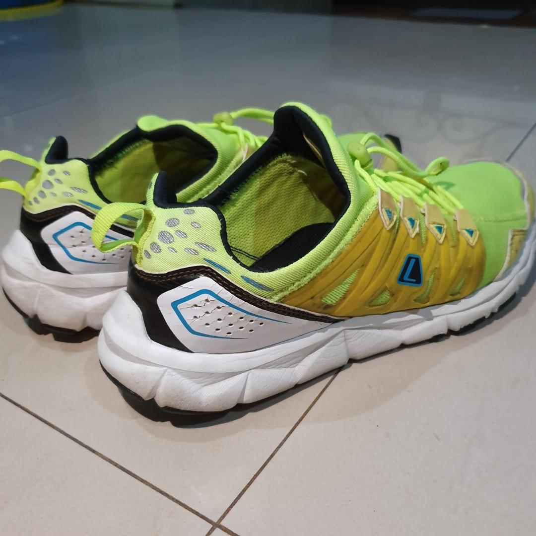 Ori Sepatu Olahraga Lari League Kumo 1 5 Kuning Running Sport Shoes Bekas Second Olah Raga Baju Olahraga Di Carousell