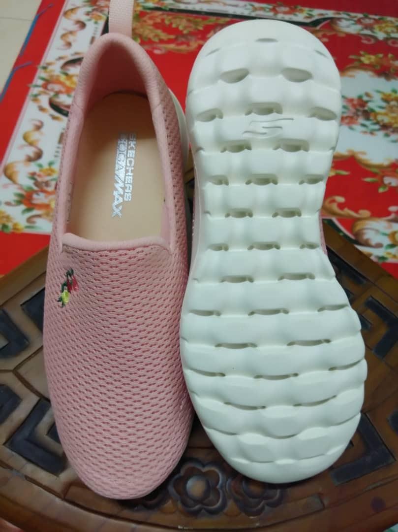 harga skechers goga max