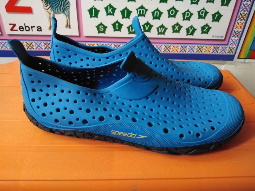 speedo swim shoes
