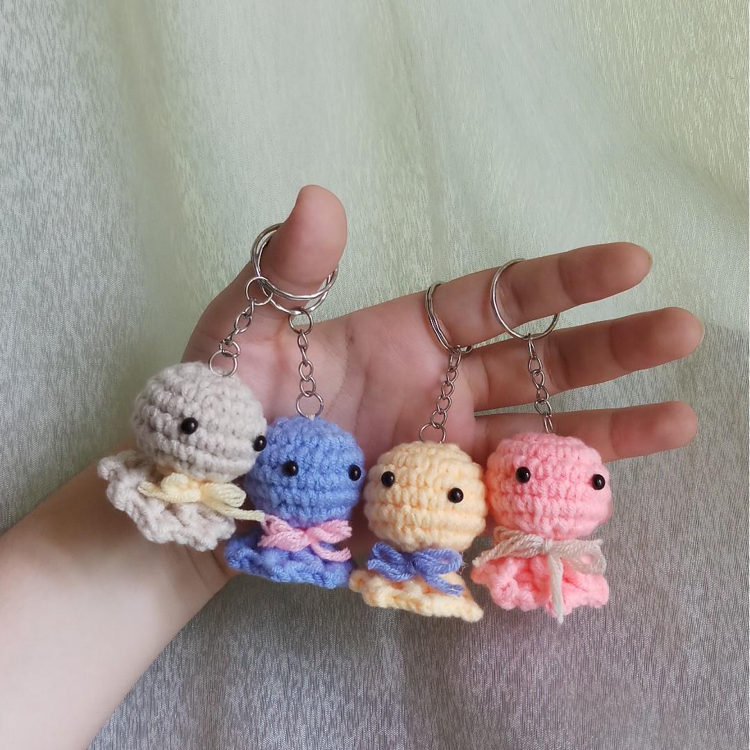 Teru teru bozu keychain hot sale