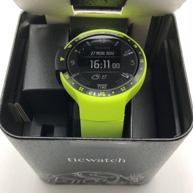 Ticwatch aurora top