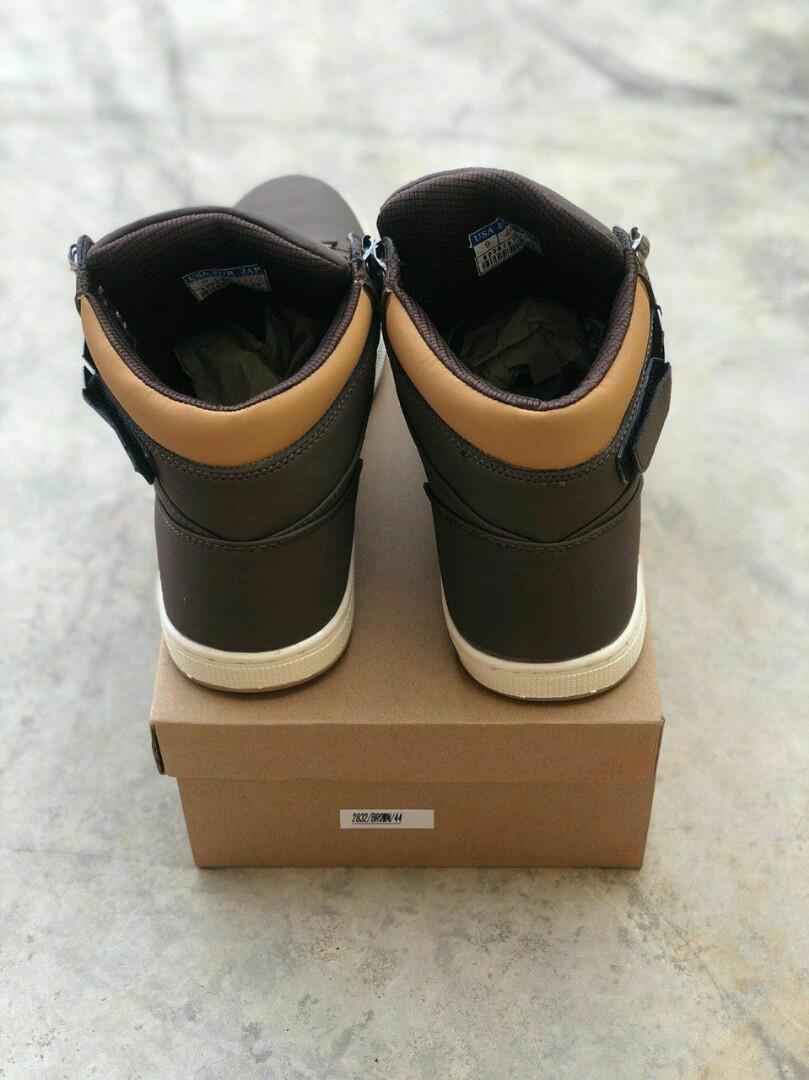 buckle timberland boots
