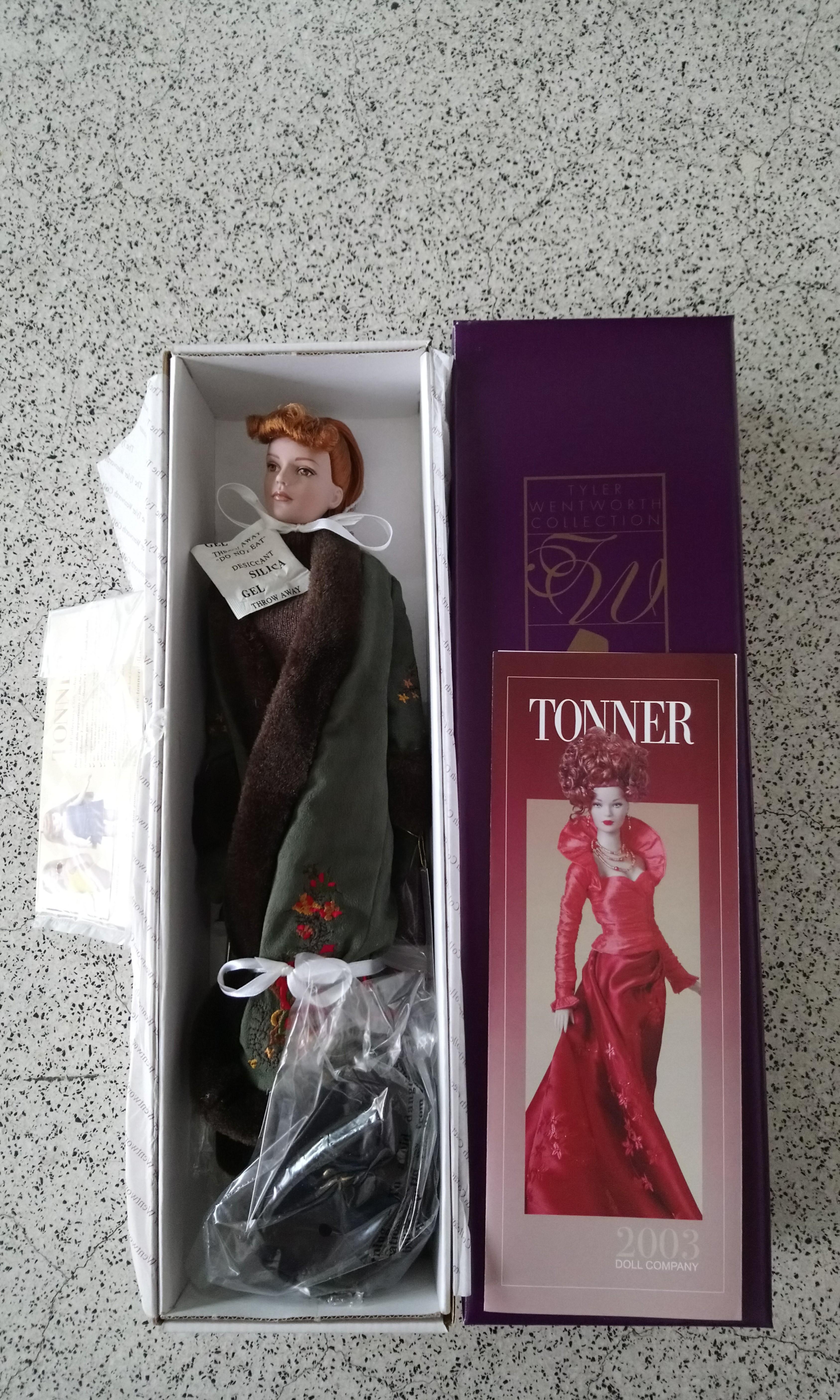 TONNER FASHION DOLL-16 