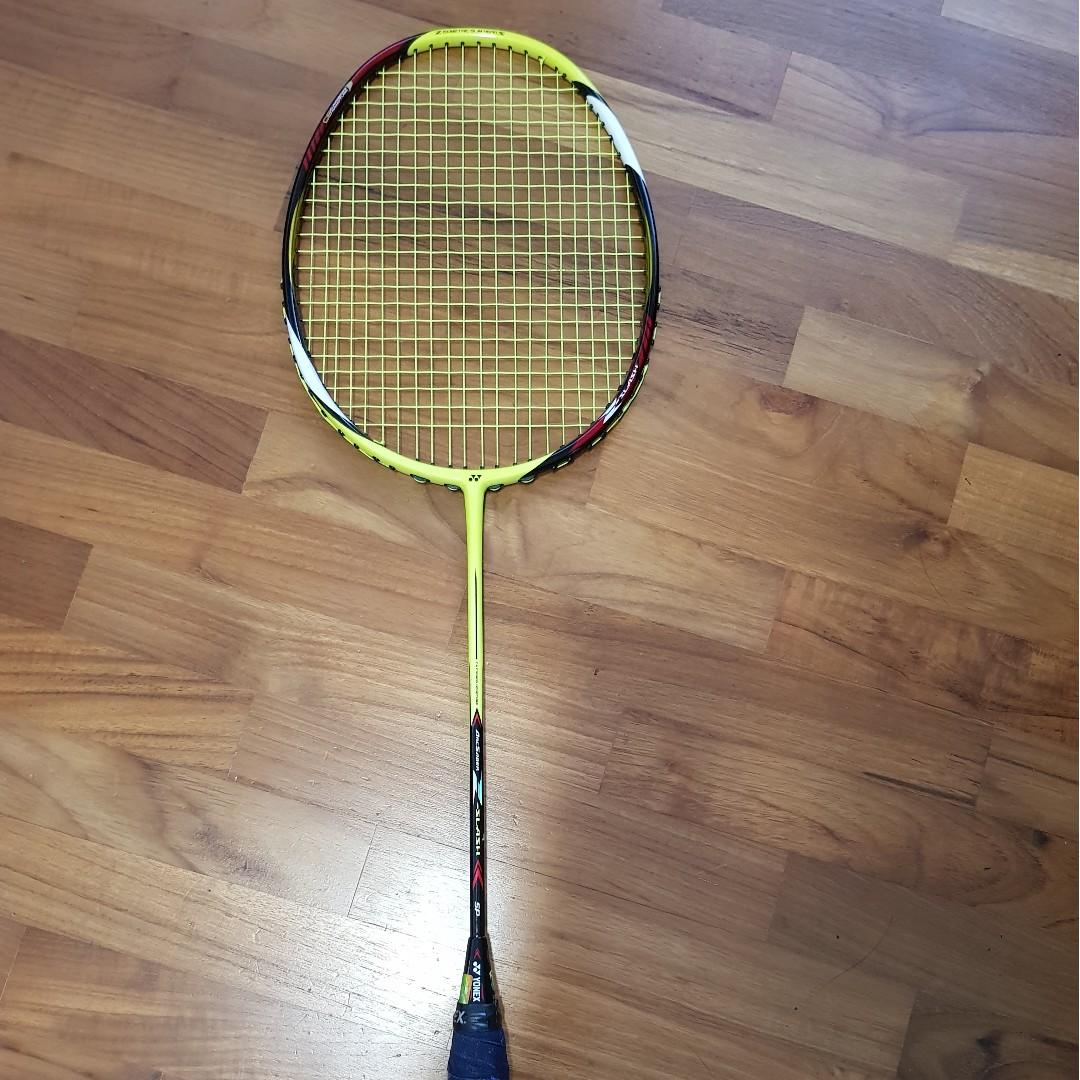 開店記念セール 状態良 Arcsaber Z Slash Yonex バドミントンラケット バドミントン Hlt No