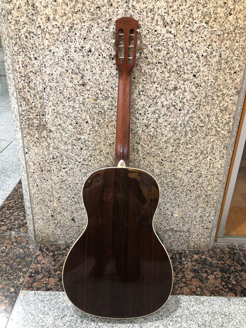 Alvarez Parlour Guitar AP70E Acoustic Electric Guitar, Hobbies & Toys