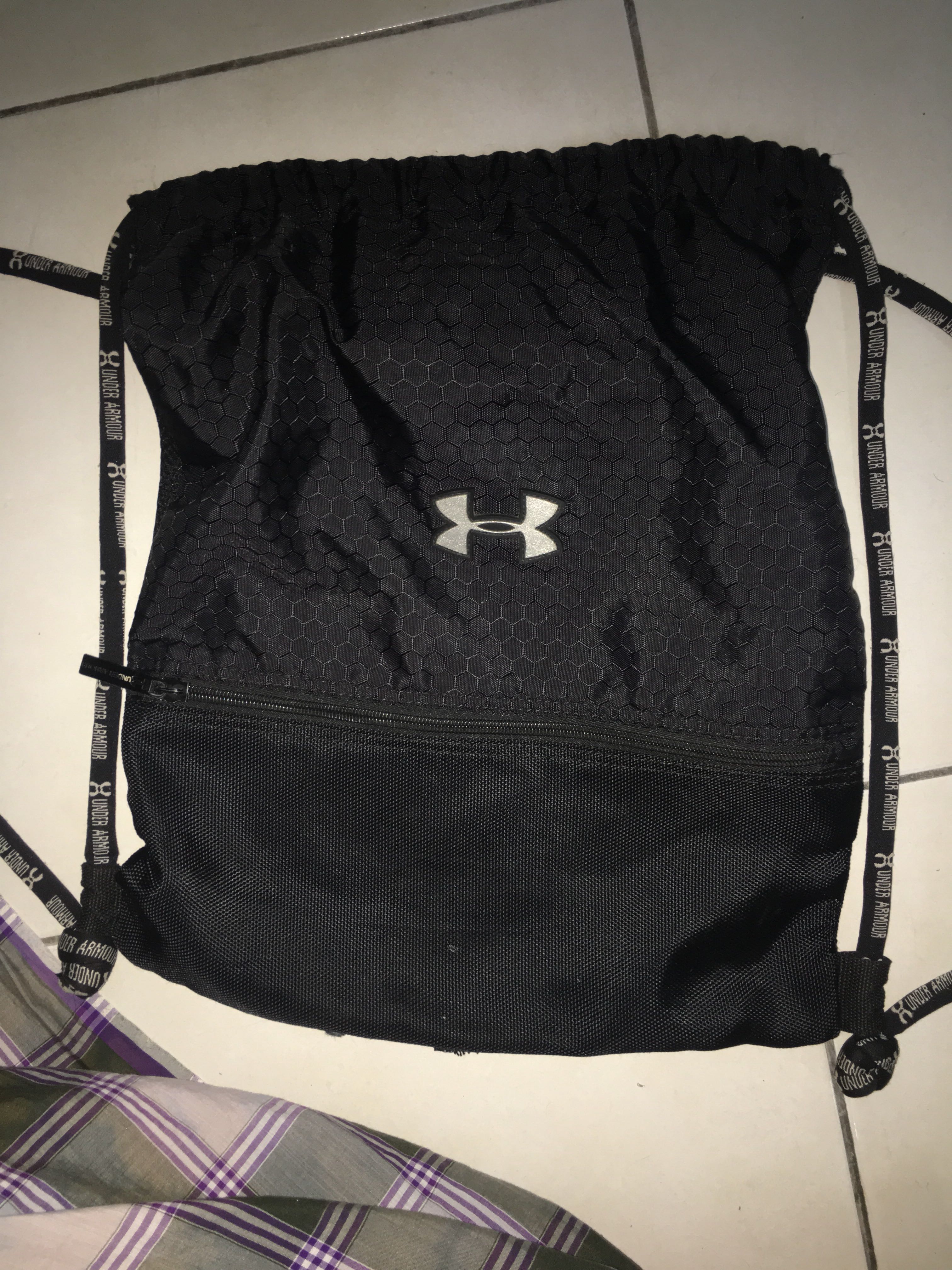 Under shop armour beg