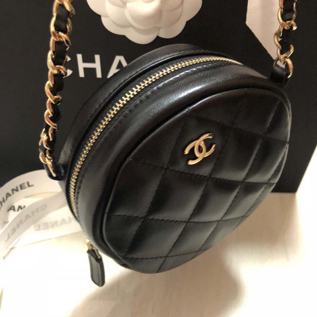 Chanel Clutch with Chain, Luxury, Bags & Wallets, Others on Carousell
