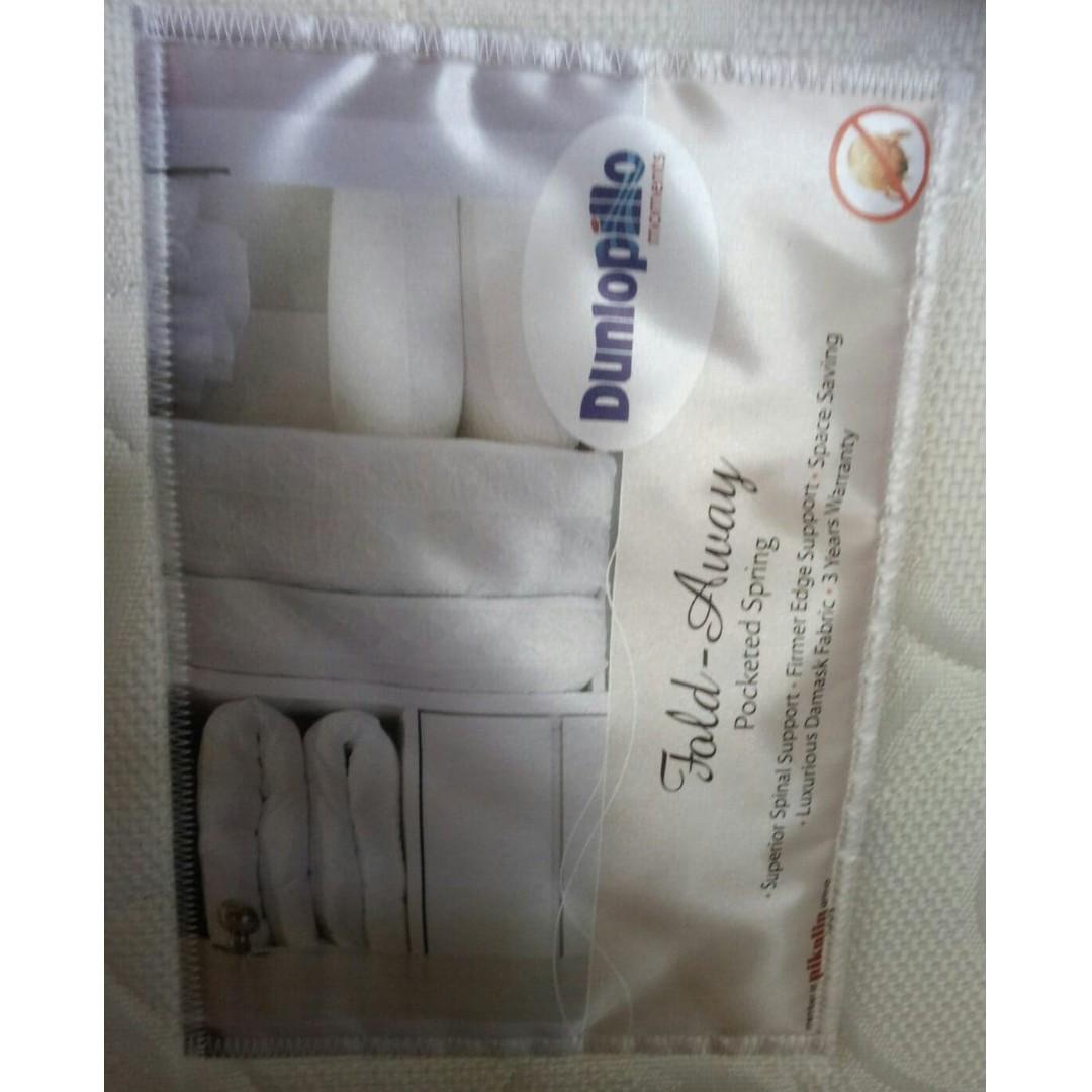 Dunlopillo Pocketed Spring Mattress Foldable 3 Fold Furniture