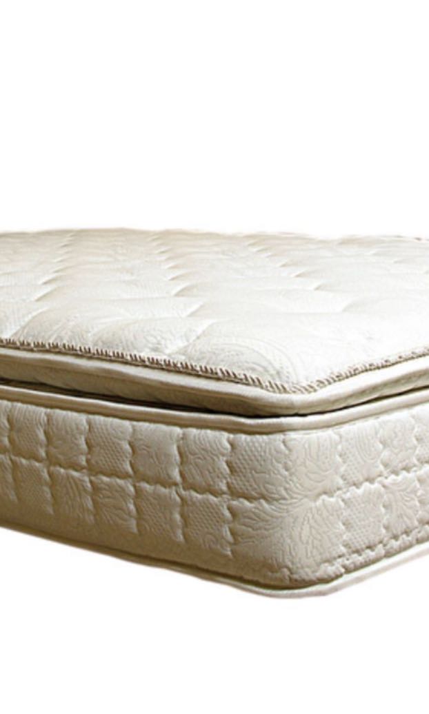 Dunlopillo Queen mattress, Furniture & Home Living, Furniture, Bed Frames & Mattresses on Carousell