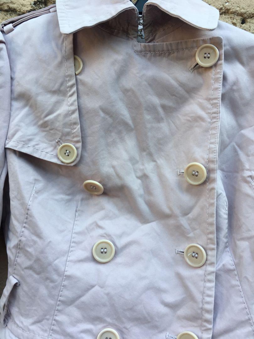 LIGHT PINK BCBG JACKET (Category: Coats, Jackets and Outerwear) located in Cebu City. Submitted by mariakc (Listing ID 222623407, Image 3). Description: .