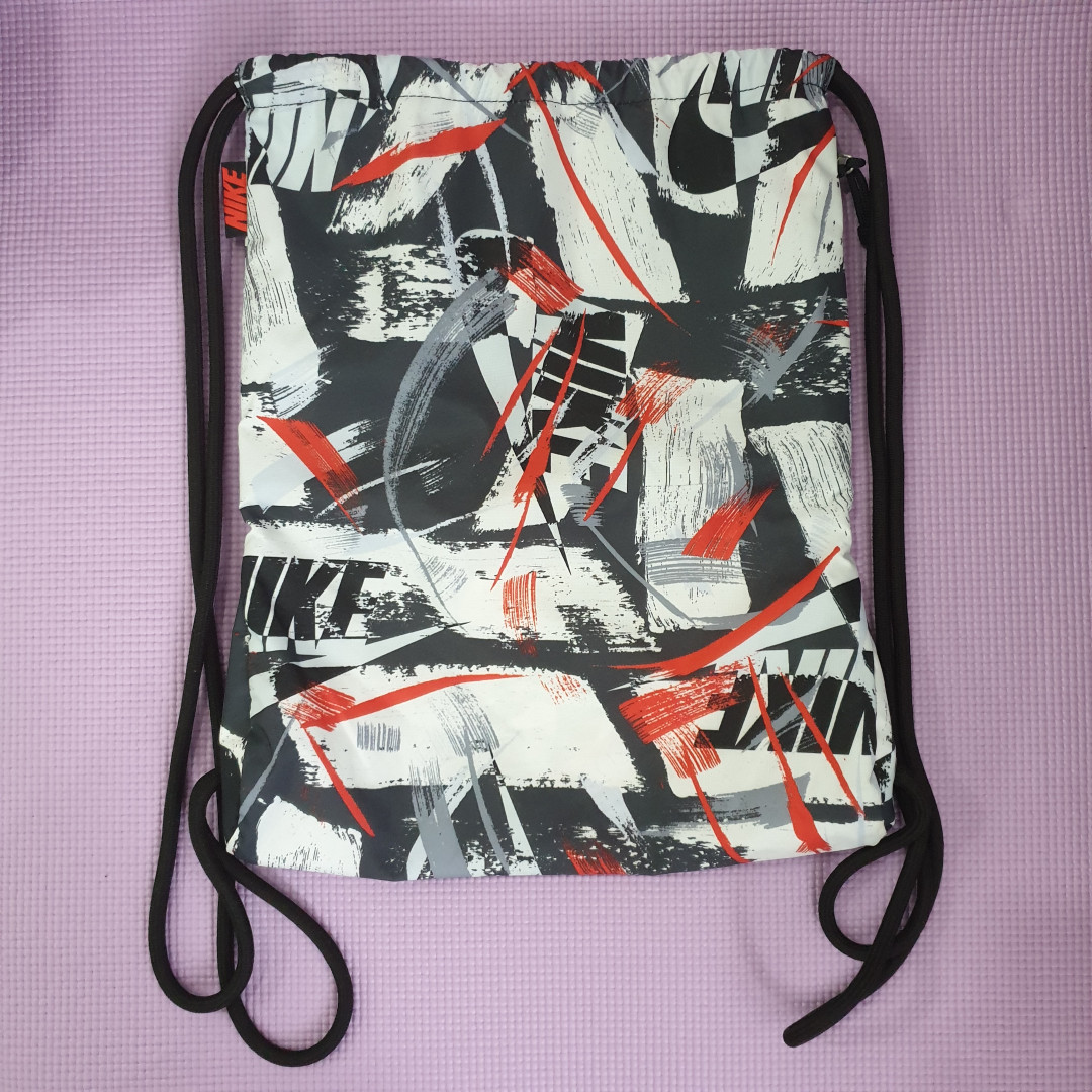 nike sportswear heritage graphic backpack