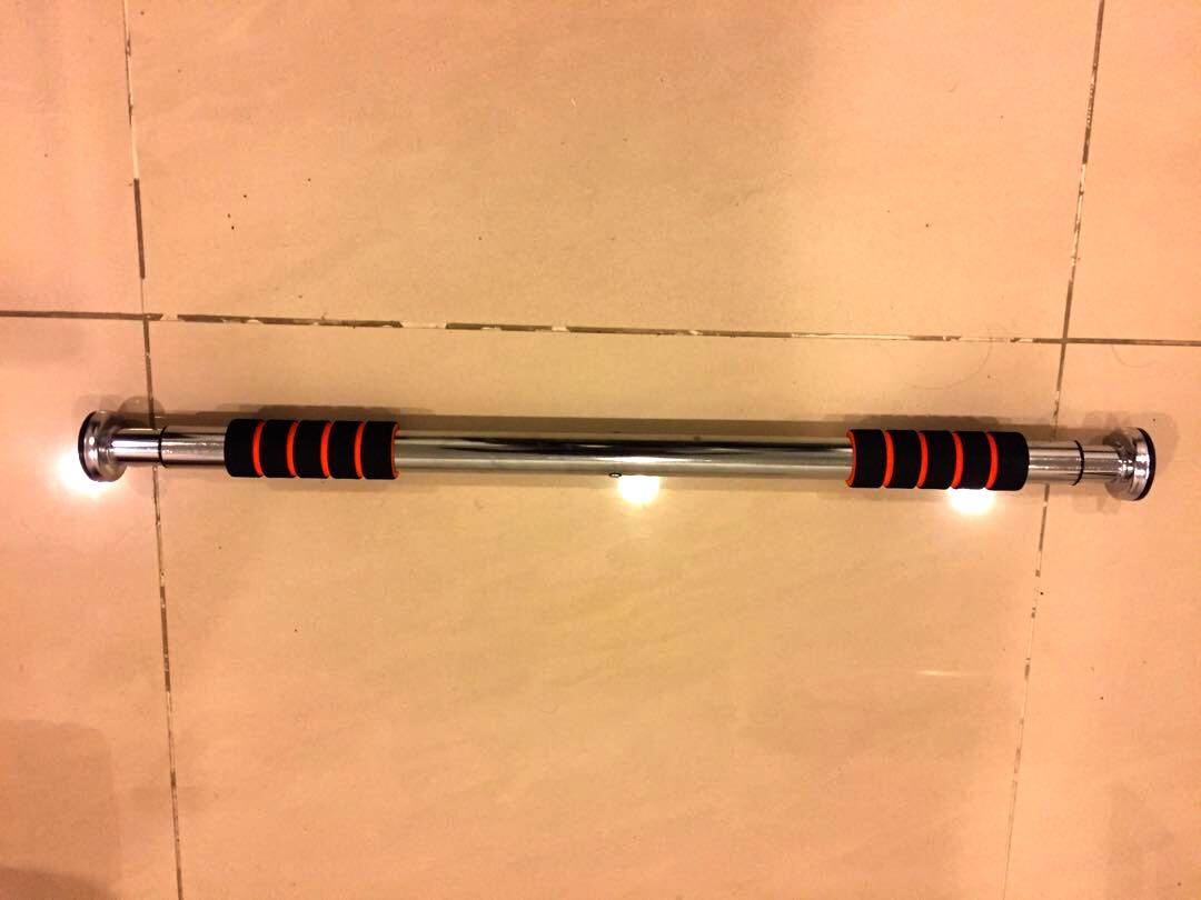 Pull Up Bar Adjustable (Category: Weights & Dumbells) located in Petaling Jaya. Submitted by pastichew (Listing ID 222559721, Image 1). Description: Barely used Condition 9/10 Screws and pads included .