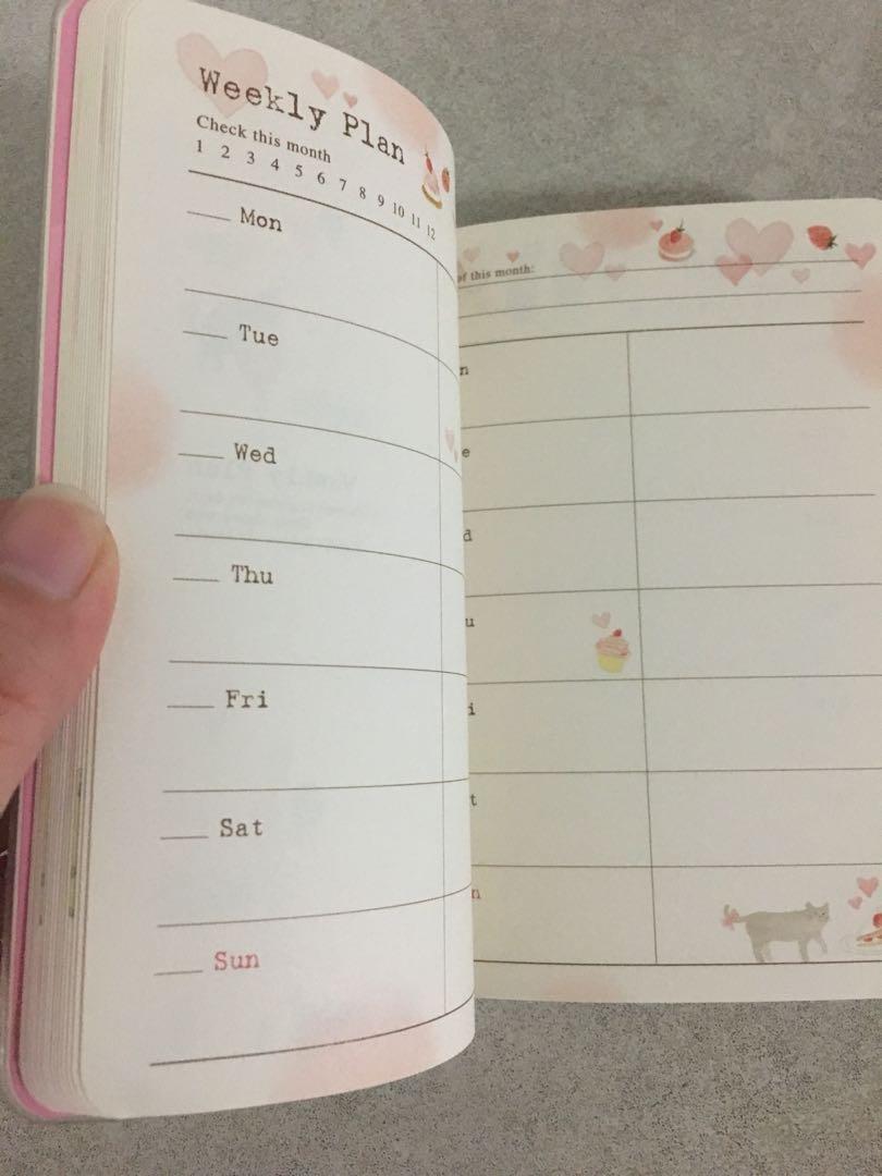 Small diary (Category: Art & Prints) located in Singapore. Submitted by cuttiebox (Listing ID 222674097, Image 3). Description: Brand new Diary No Specific Year, can use anytime 10 x 15cm Good as gift Meet up preferred Additional $2 for normal mail.. .