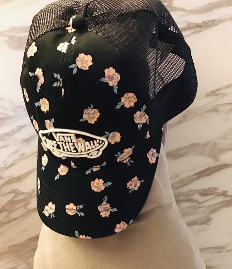 vans dog hat