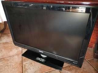 Philips 42inch HD LED TV (Cash&Carry)