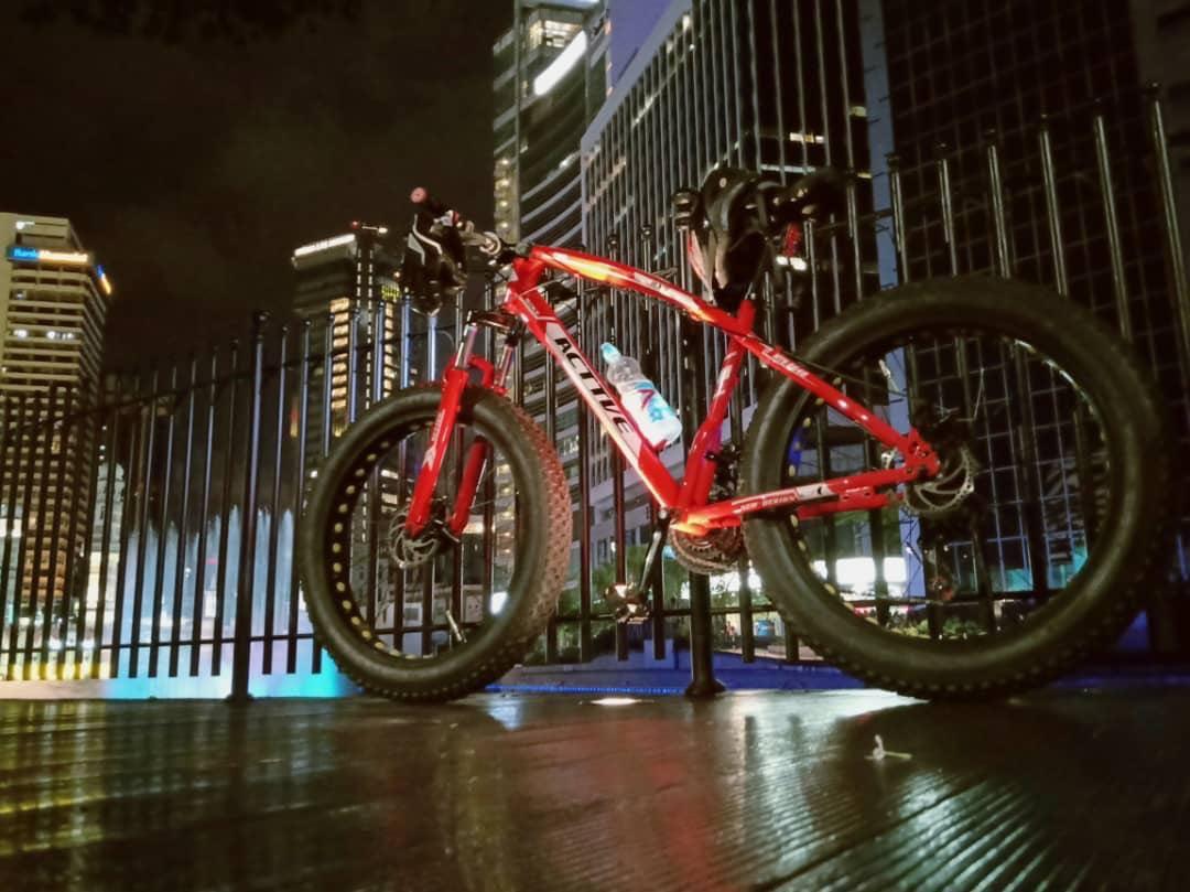 Jaguar fat deals bike 2019 model