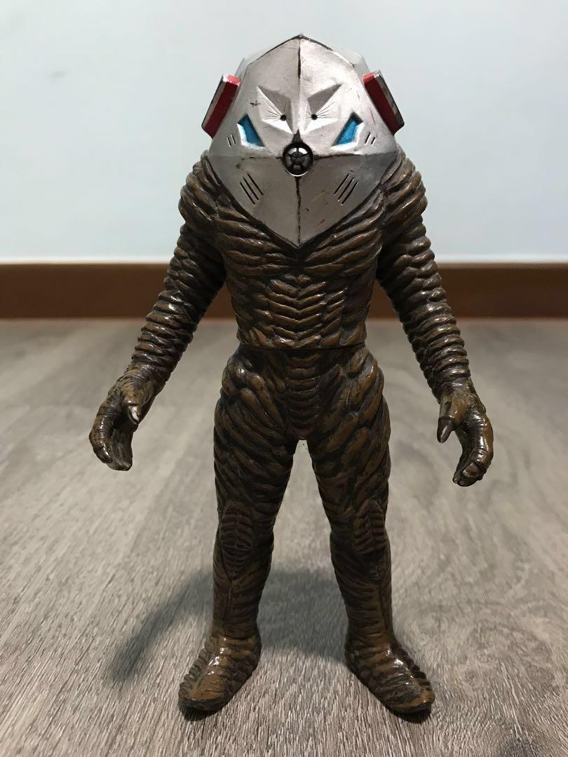Alien Zarab Ultraman Pre Loved Toys Games Bricks Figurines On Carousell