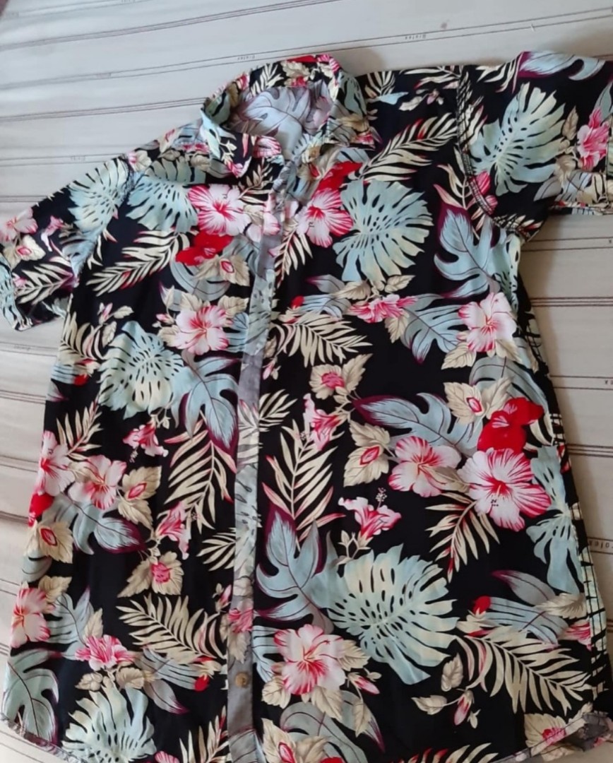 Bench clearance floral polo
