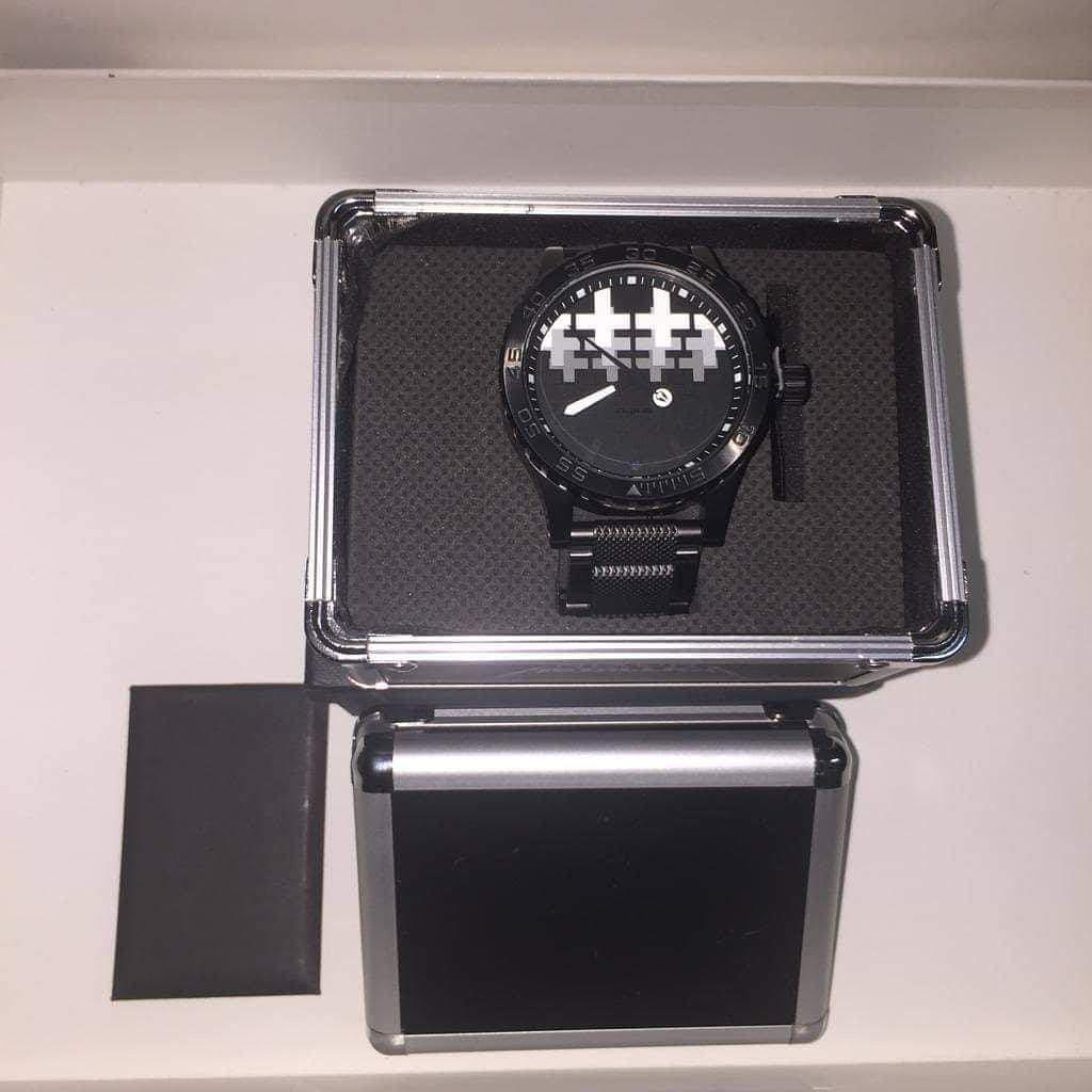 Master of discount puppets nixon watch